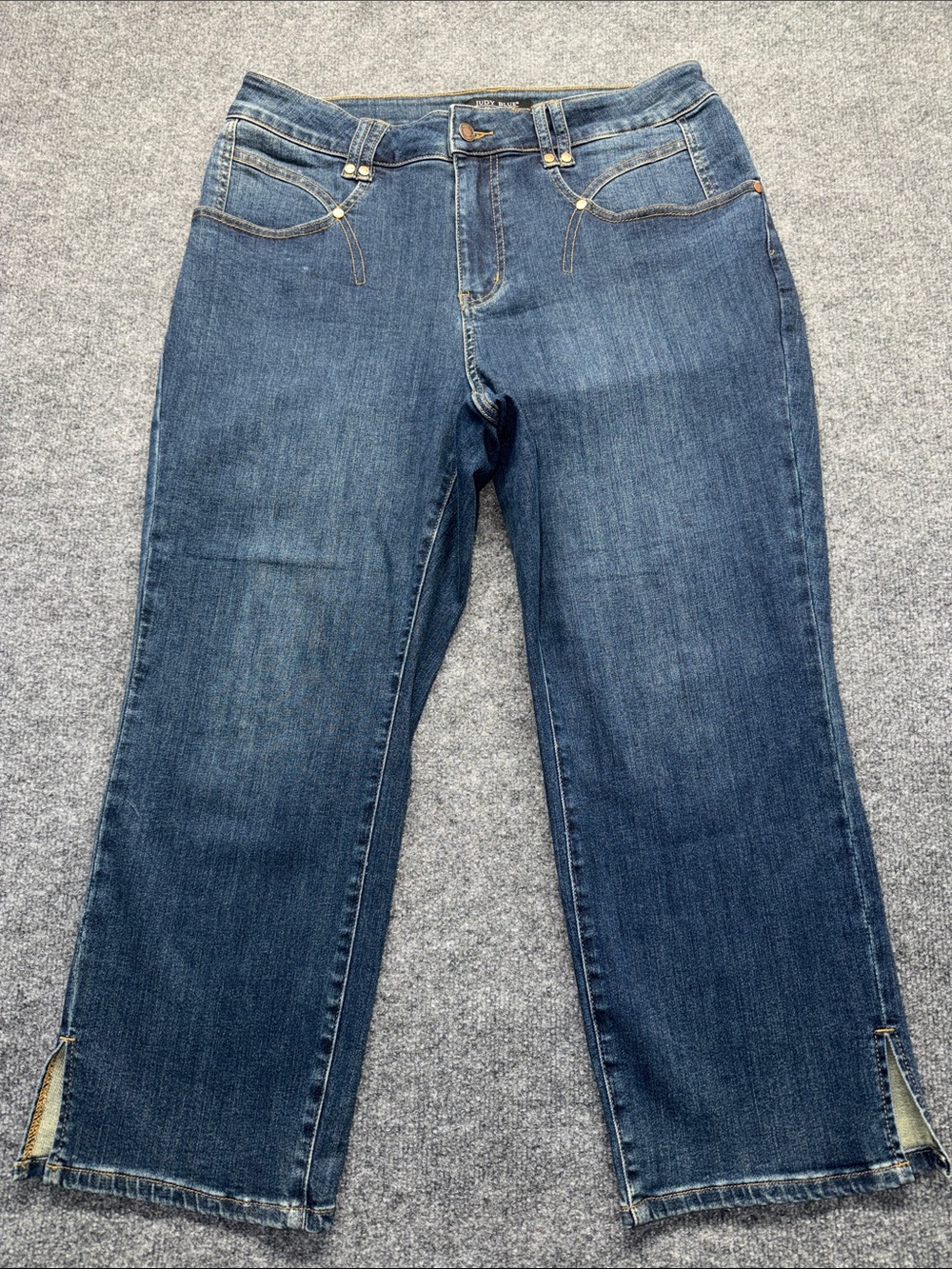 Judy Blue Medium Blue Straight Leg Crop Jeans with Side Slits